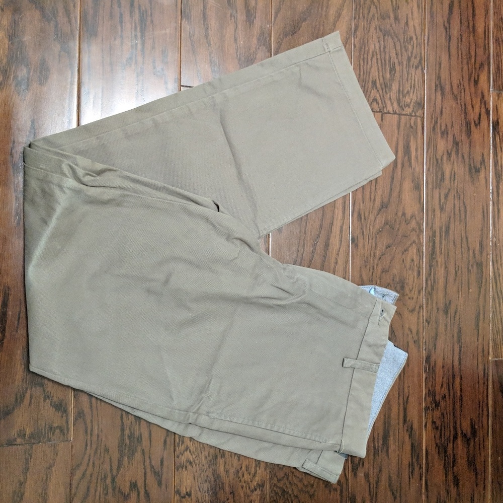 Banana Republic men's Gavin chinos